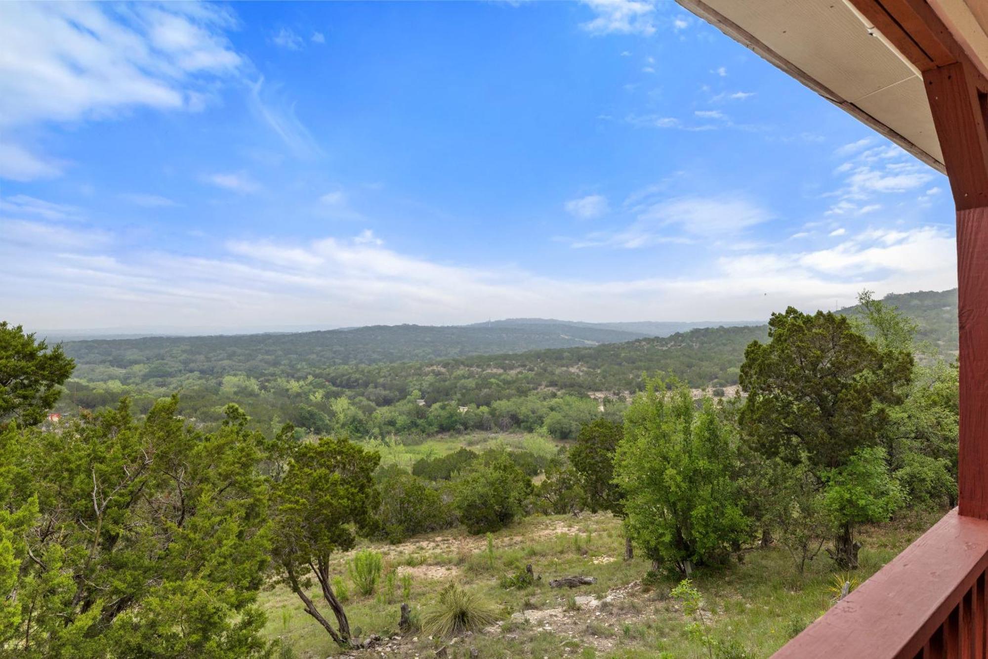 Entire 2Br 2Ba Hilltop View Home Sleeps 8 Pets 4 Acres Jacuzzi Central Ac Kingbeds Free Wifi-Parking Kitchen Washerdryer Starry Terrace Two Sunset Dining Patios Grill Stovetop Oven Fridge Onsitewoodedhiking Wildlife Coveredpatio4Pets & Birds Singing! 마블폴스 외부 사진